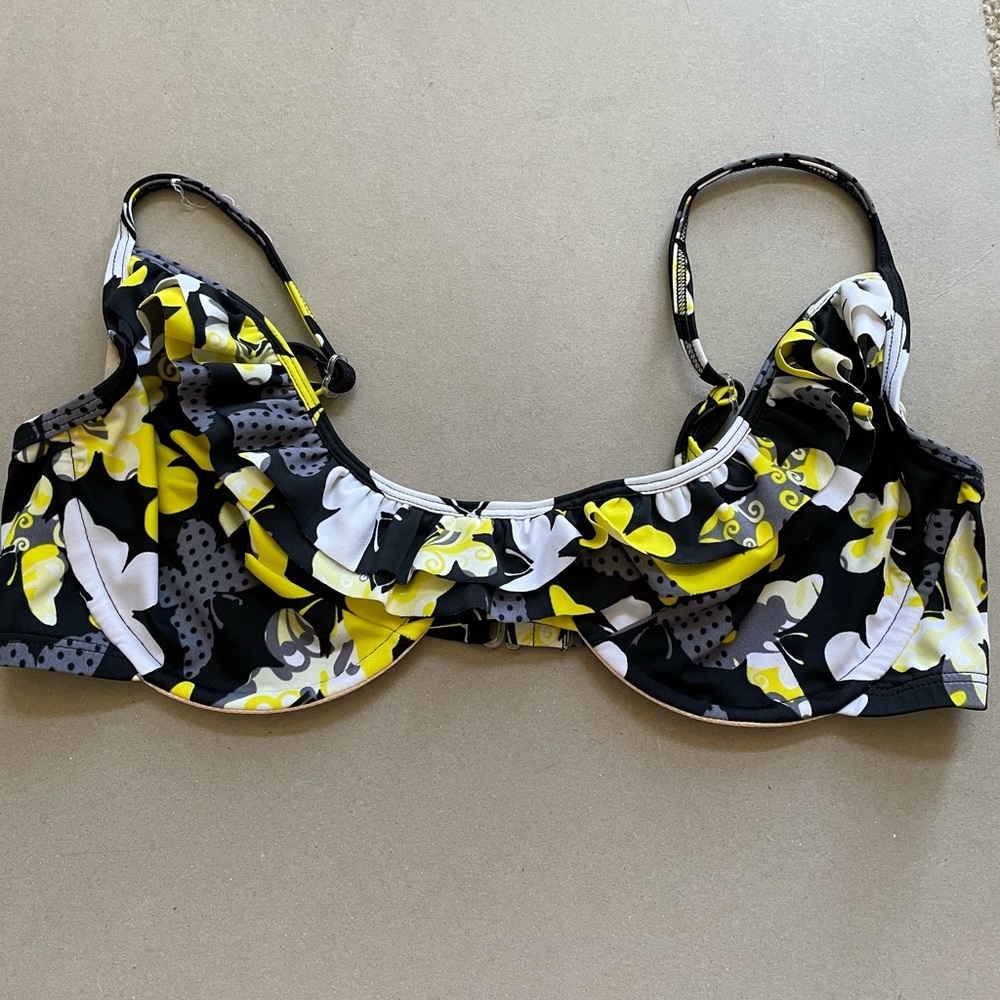 dELiA*s butterfly bikini - Picture 7 of 8